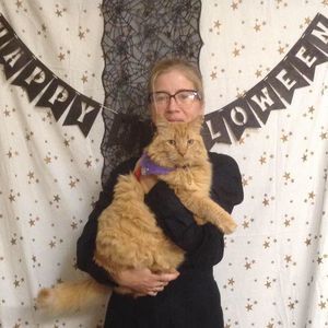 Meet your Posher, Leah